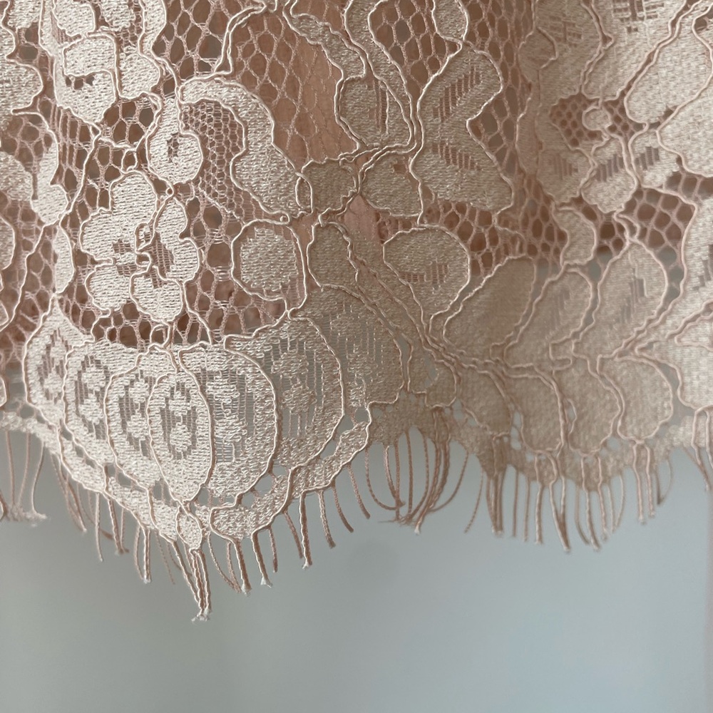 Elegant Lace and Tulle Top with Pearl Details - Picture 3 of 10